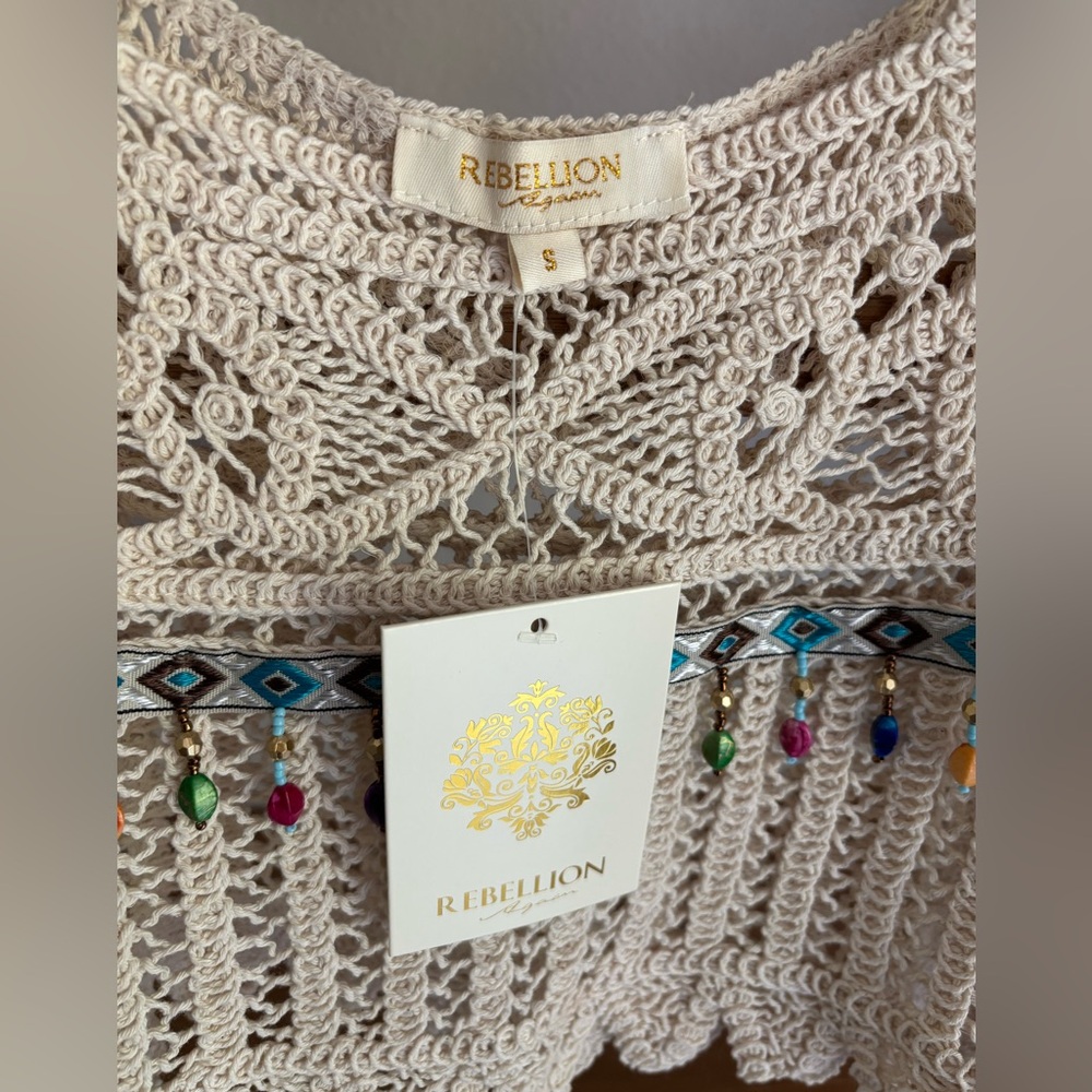 Crochet Ivory Beaded Boho Cropped Knit Tank Top - Picture 7 of 12